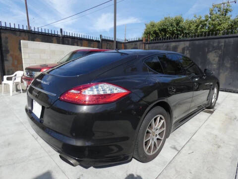 2011 Porsche Panamera 4
