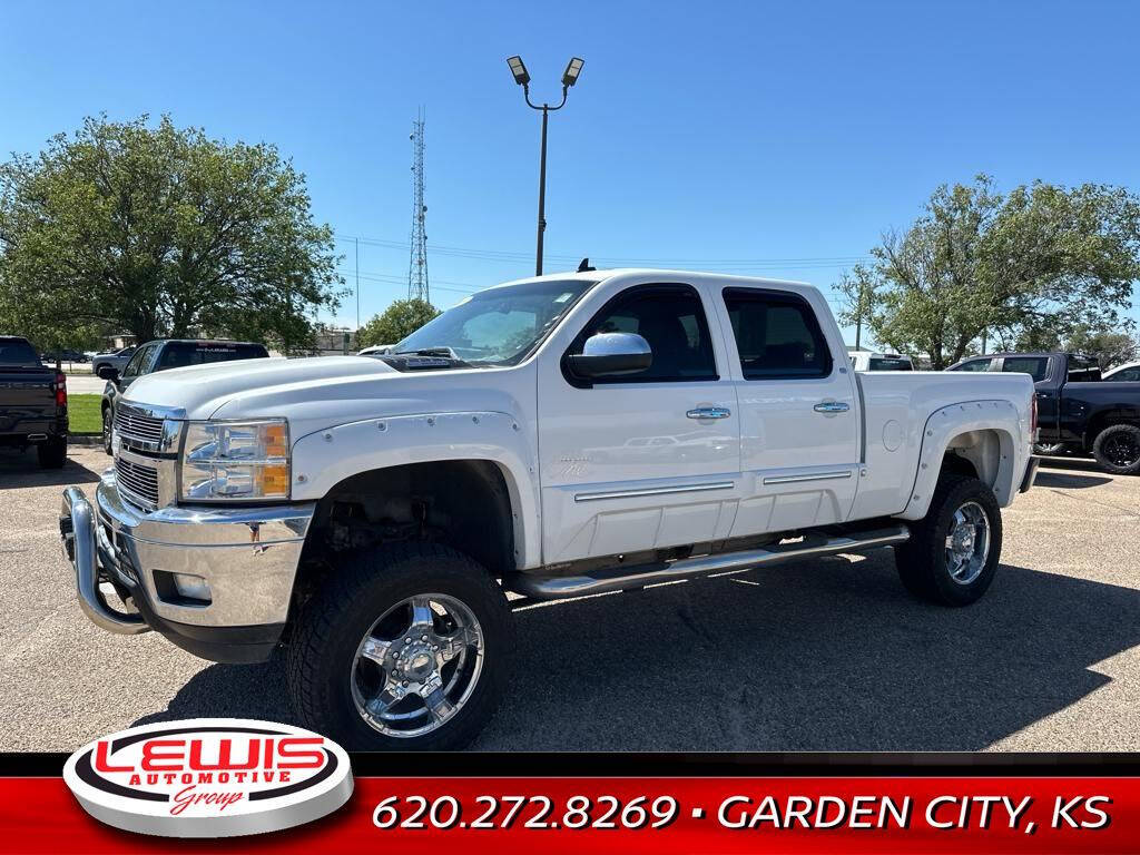 2013 Chevrolet Silverado 2500HD for sale at Lewis Chevrolet of Garden City in Garden City, KS