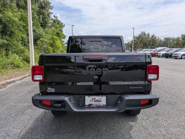 2026 Jeep Gladiator Sahara