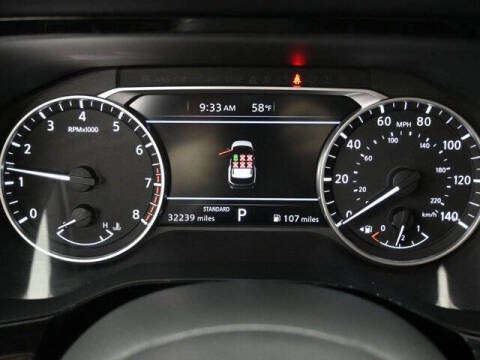 2022 Nissan Pathfinder SV