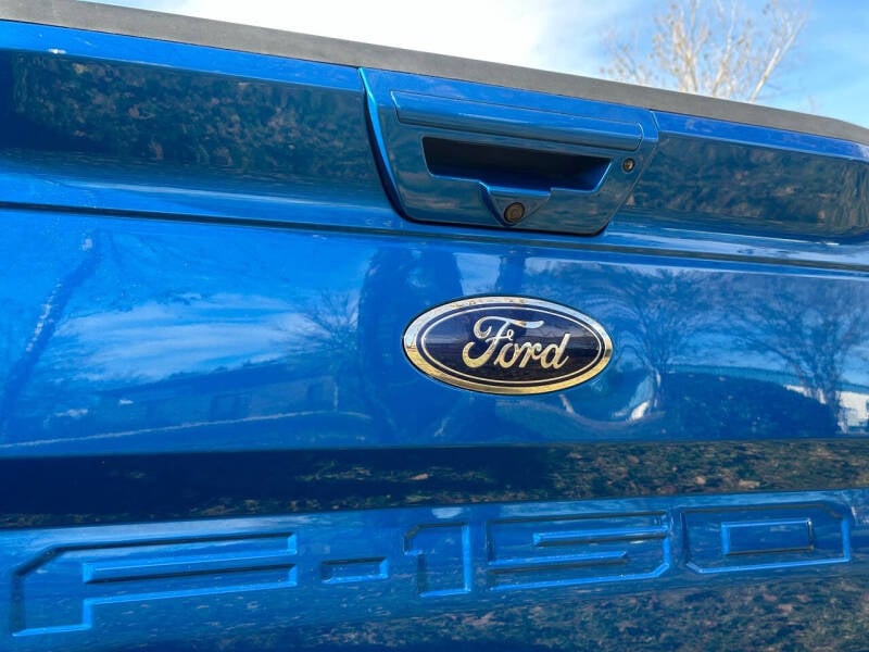 2019 Ford F-150 Lariat photo 21