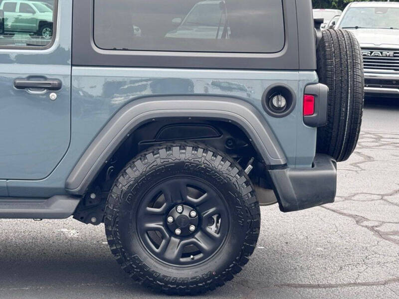 2025 Jeep Wrangler Sport
