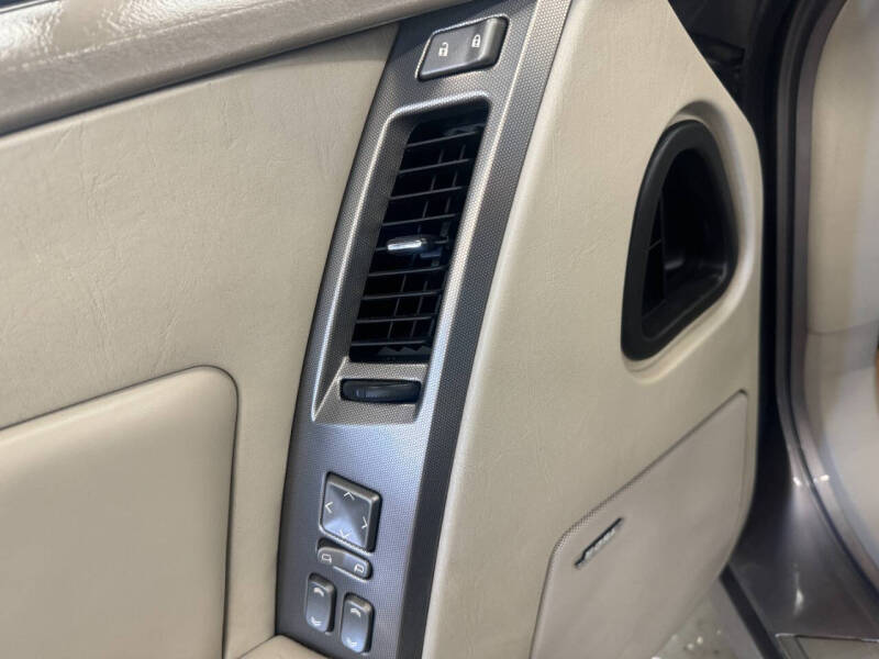 2004 Cadillac XLR
