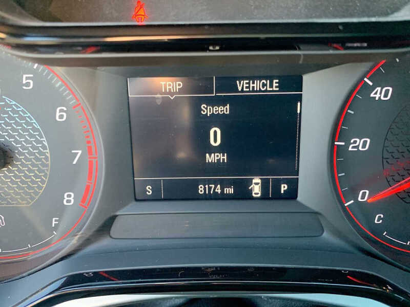 2024 Chevrolet Trax RS