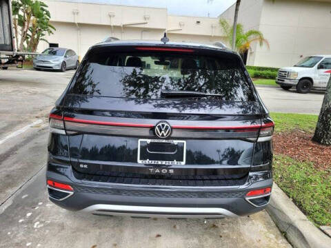 2025 Volkswagen Taos SE