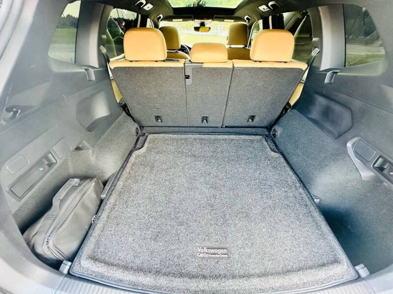 2022 Volkswagen Tiguan SE R-Line Black 4Motion