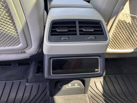 2024 Audi Q8 e-tron quattro Premium