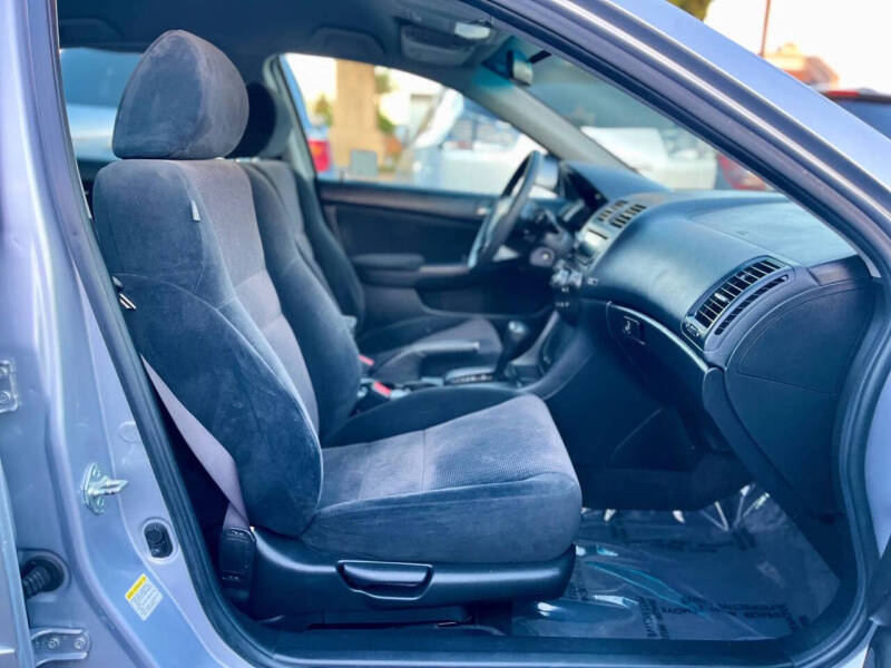 2004 Honda Accord LX V-6