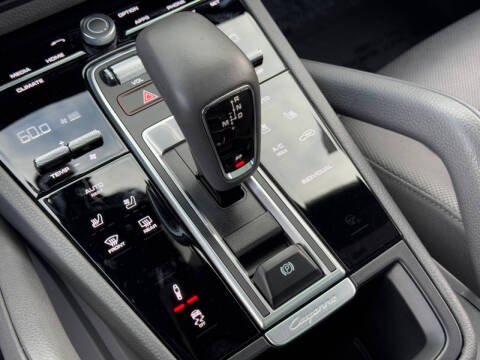 2023 Porsche Cayenne E-Hybrid Coupe