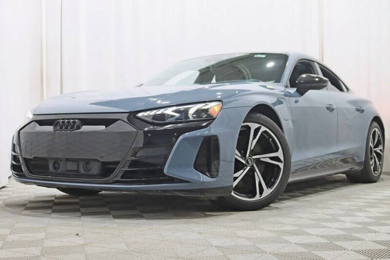 2022 Audi e-tron GT quattro Premium Plus