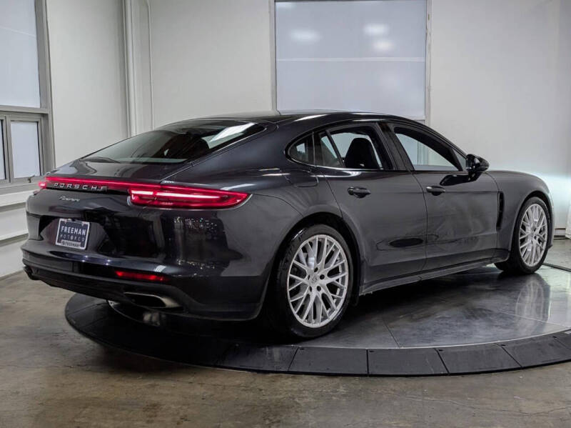 2020 Porsche Panamera