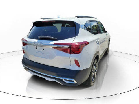 2022 Kia Seltos EX