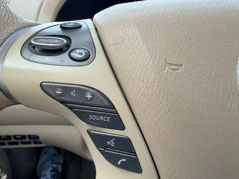 2013 Nissan Pathfinder Platinum