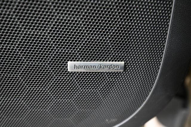 2022 Subaru Ascent Limited 8-Passenger