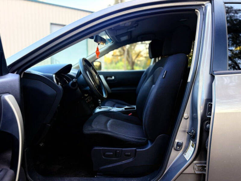 2012 Nissan Rogue SV