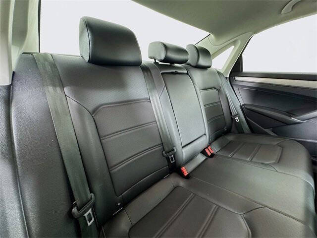 2022 Volkswagen Passat SE