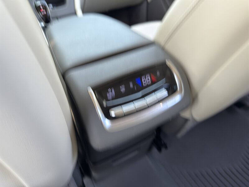 2021 Cadillac XT6 29