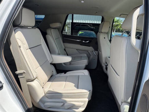 2023 GMC Yukon Denali