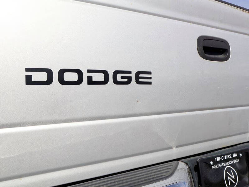 2004 Dodge Dakota SLT