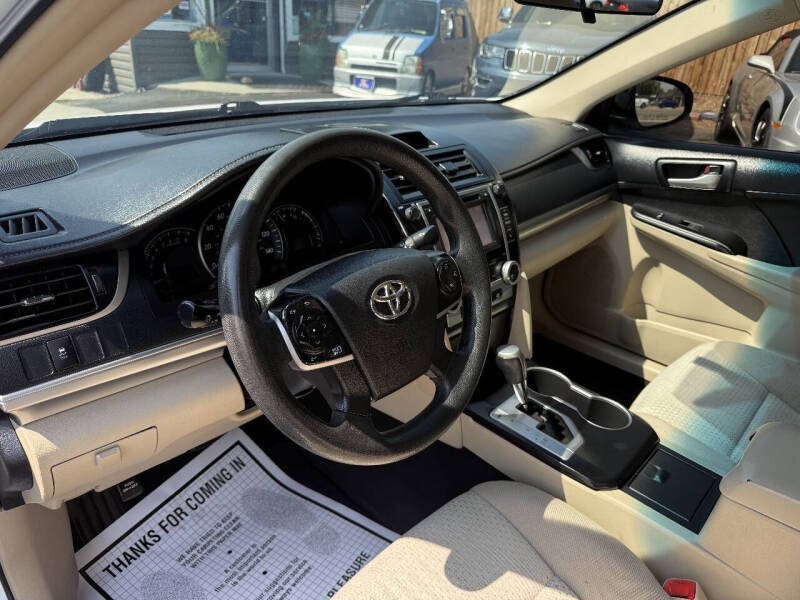 2014 Toyota Camry LE