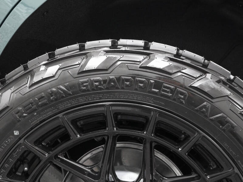 2025 GMC Yukon AT4 Ultimate