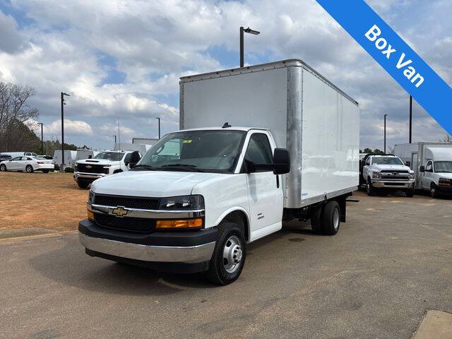 2024 Chevrolet Express 4500