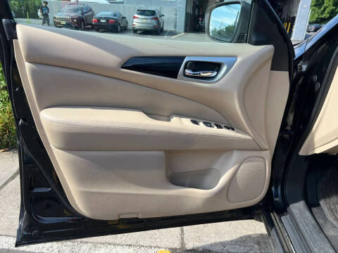 2018 Nissan Pathfinder