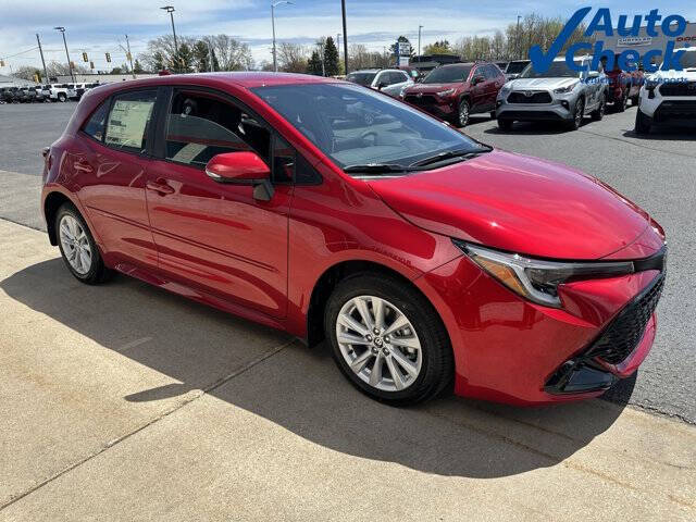 2025 Toyota Corolla Hatchback SE