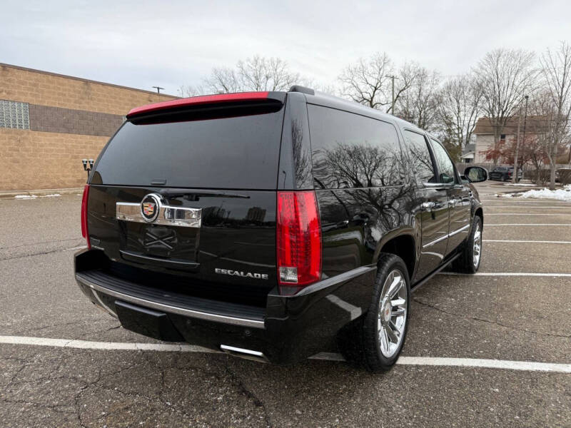 2014 Cadillac Escalade ESV Platinum