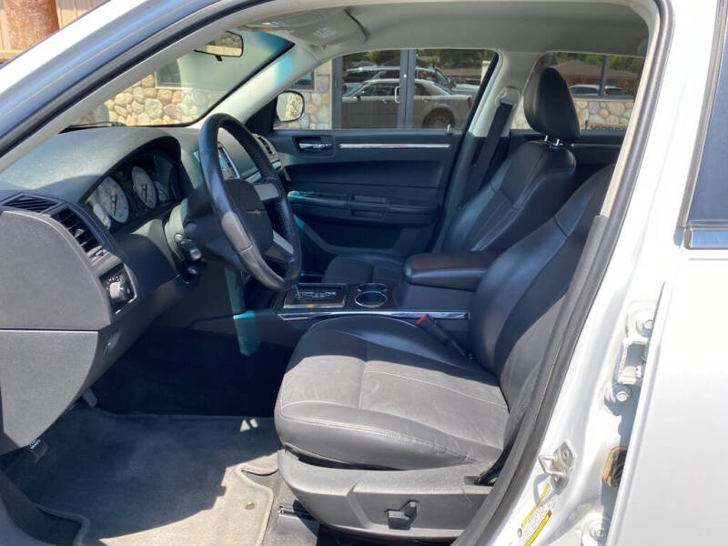 2010 Chrysler 300 Touring