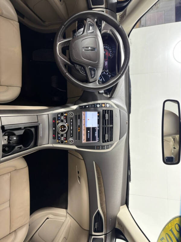 2018 Lincoln MKZ Select