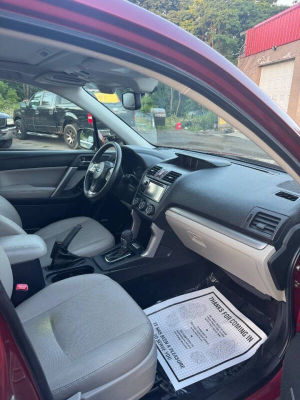 2015 Subaru Forester 2.5i Touring