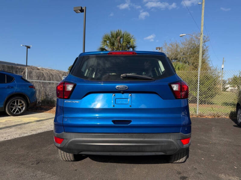 2019 Ford Escape S
