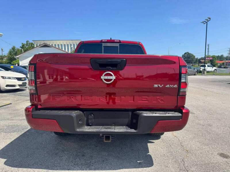 2022 Nissan Frontier SV