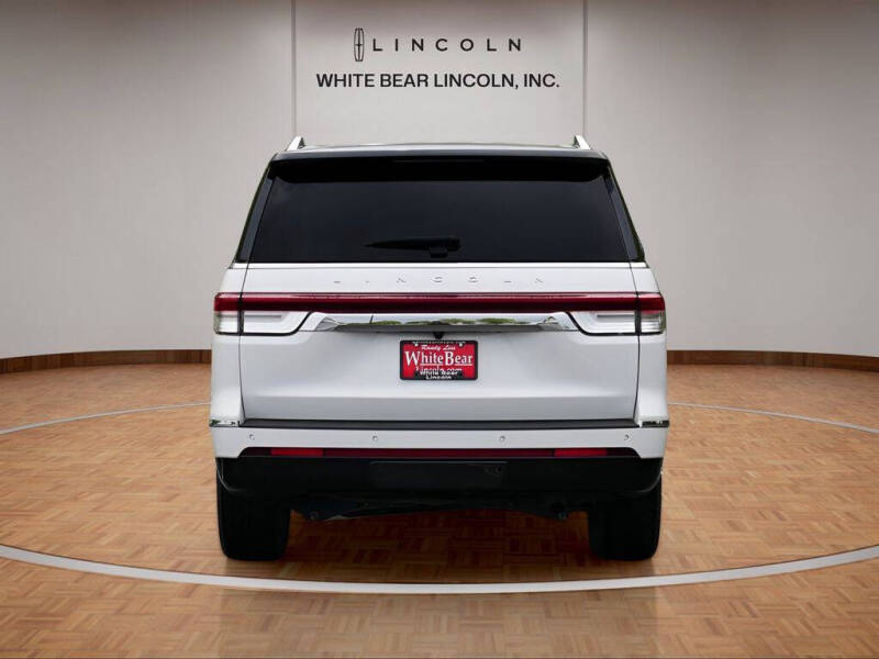 2024 Lincoln Navigator L Reserve