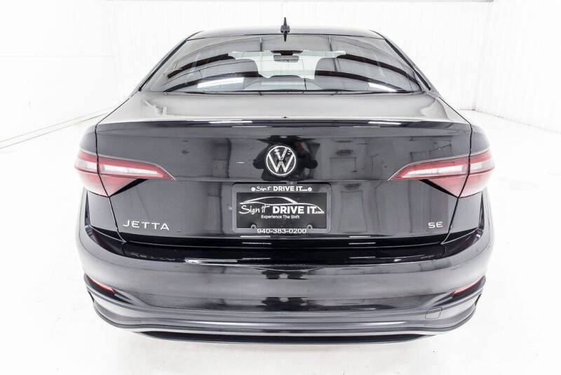 2024 Volkswagen Jetta SE