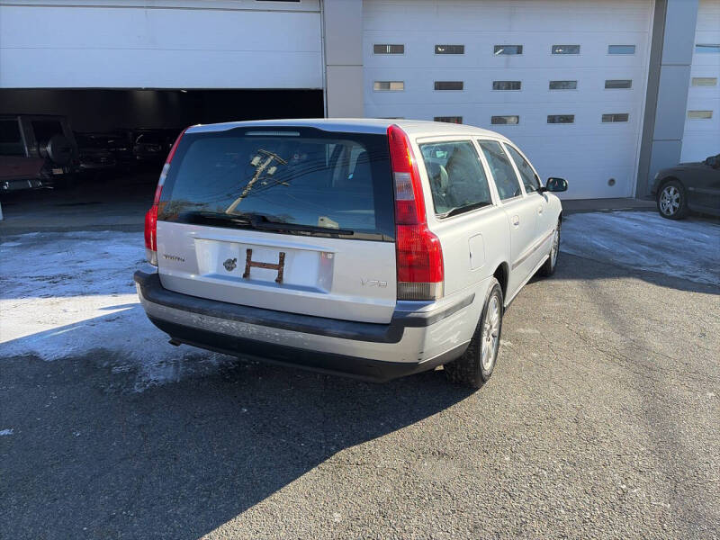 2004 Volvo V70 2.4