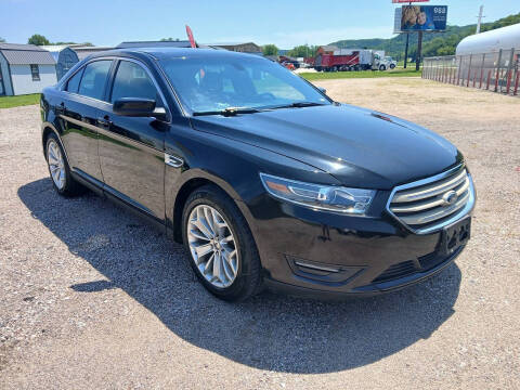 2015 Ford Taurus SEL