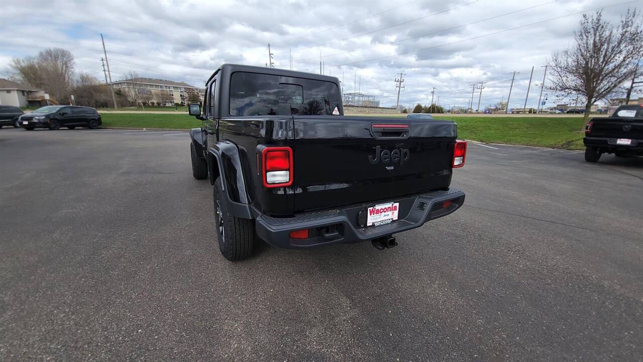 2024 Jeep Gladiator for sale at Victoria Auto Sales in Victoria, MN