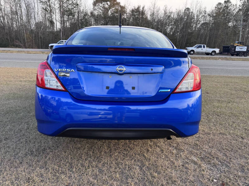 2015 Nissan Versa 1.6 S Plus