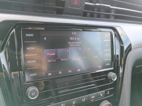 2022 Volkswagen Passat SE