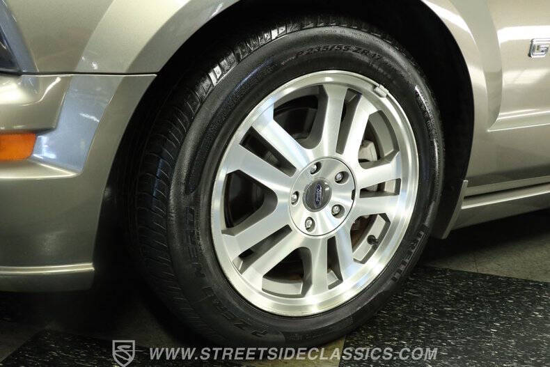 2005 Ford Mustang