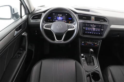 2022 Volkswagen Tiguan SE