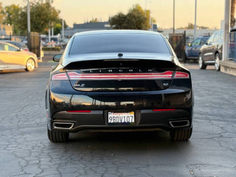 2014 Lincoln MKZ