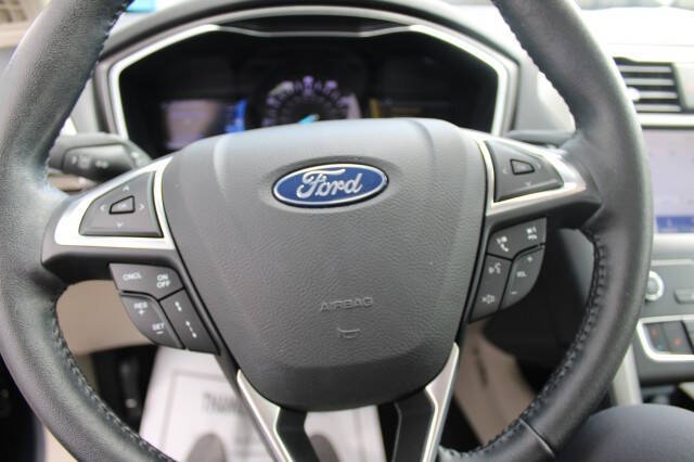 2020 Ford Fusion SEL