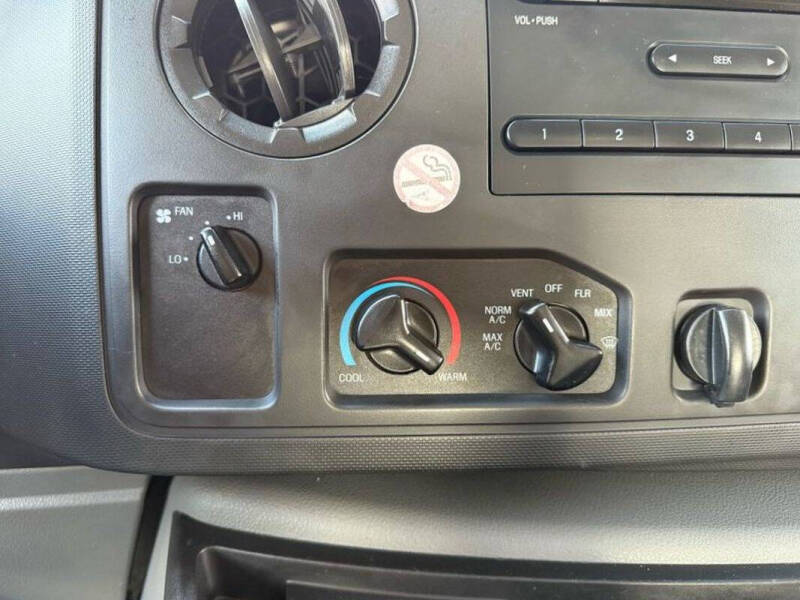 2014 Ford E-Series E-150