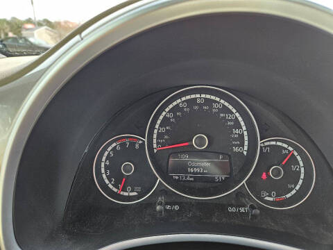 2013 Volkswagen Beetle Convertible