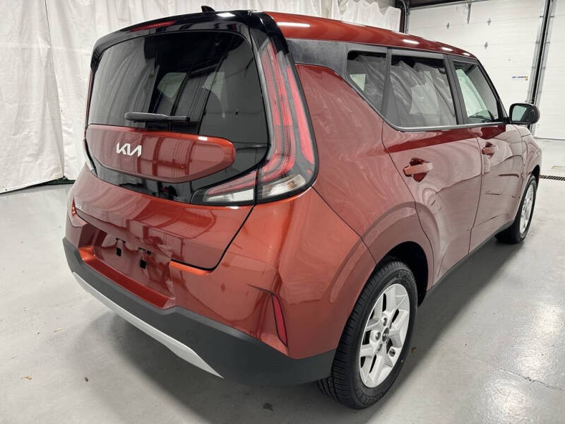 2024 Kia Soul LX