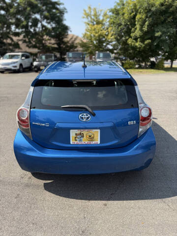 2012 Toyota Prius c Two