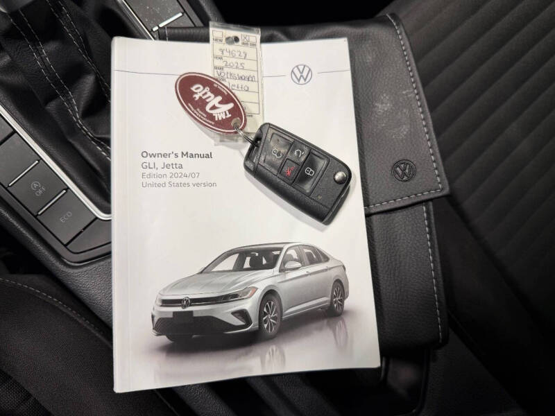 2025 Volkswagen Jetta S